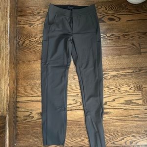 Athleta Stellar Trouser Pant (size 4T)